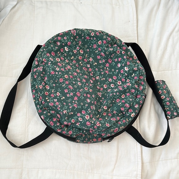Vintage Handbags - Vintage cottagecore bag